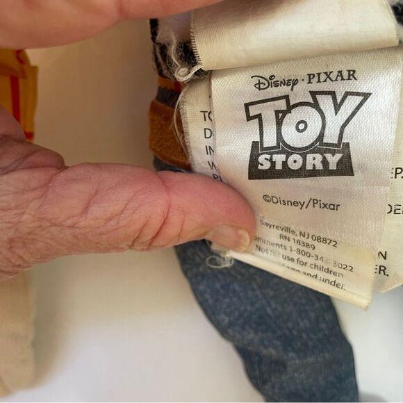 DISNEY TOY STORY‎ WOODY 24 INCHES - Picture 11 of 11